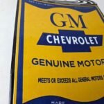 Vintage Chevrolet Sign – General Motors Oil Can Gas Pump Porcelain Sign - Image 6