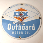 Vintage DX Diamond Motor Oil Sign – Americas Gasoline Outboard Porcelain Sign - Image 15