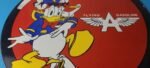 VINTAGE FLYING A GASOLINE PORCELAIN GAS OIL SERVICE DONALD DUCK PUMP PLATE SIGN - Image 4
