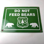 Vintage Forest Service Sign – Do Not Feed Bears Gas Pump Station Porcelain Sign - Image 15