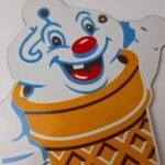 Vintage Fosters Freeze Sign – Porcelain Old Fashion Ice Cream Gas Pump Sign - Image 3