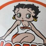 Vintage Hooters Sign – Betty Boop Chicken Wing Gas Pump Porcelain Diner Sign - Image 3