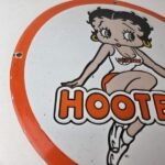 Vintage Hooters Sign – Betty Boop Chicken Wing Gas Pump Porcelain Diner Sign - Image 6