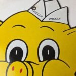 Vintage Piggly Wiggly Sign – Service Grocery Store Gas Pump Porcelain Sign - Image 3