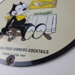 Vintage Smith Bros Sign – Felix the Cat Fresh Fish Meat Porcelain Gas Pump Sign - Image 10