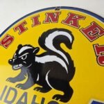 Vintage Stinker Gasoline Sign – Skunk Porcelain Service Station Gas Pump Sign - Image 12