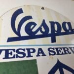 Vintage Vespa Servizio Sign – Italian Gas Station Porcelain Advertising Sign - Image 5